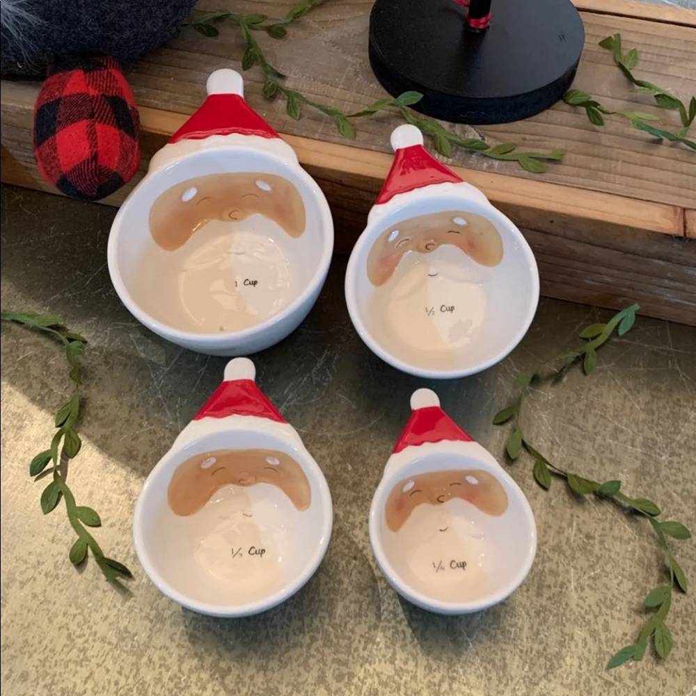 CHRISTMAS SANTA MEASURING CUPS